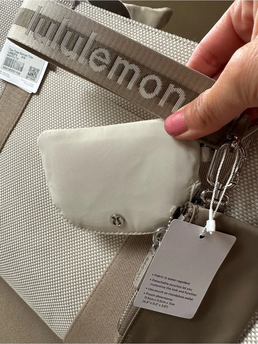 New! Lululemon Two Tone Canvas Tote with Dual Pouch Wristlets - Picture 11 of 14